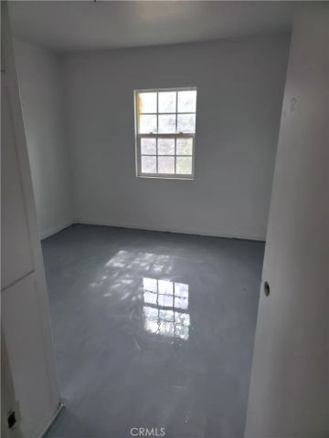 9060 Hemlock, Fontana, CA 92335