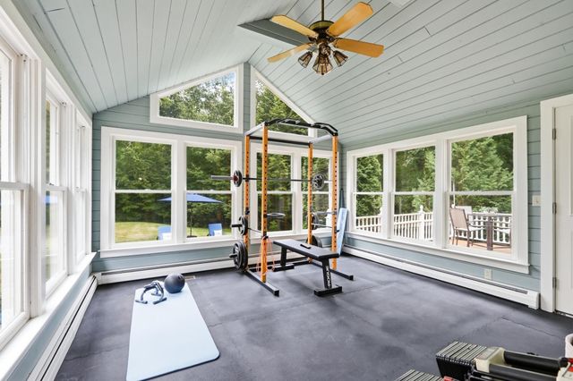 8 Bear Hill Road, Windham, NH 03087