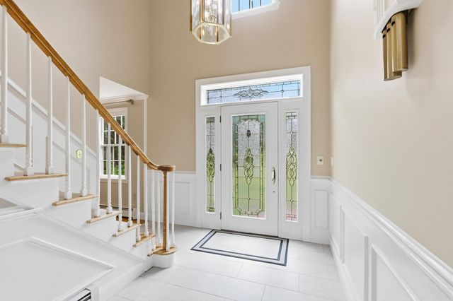 8 Bear Hill Road, Windham, NH 03087