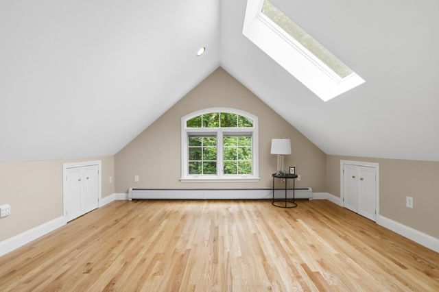 8 Bear Hill Road, Windham, NH 03087