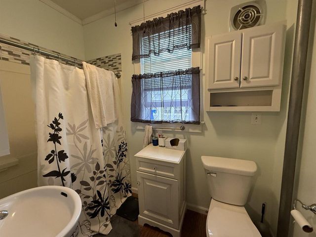 102 N CLINTON AVENUE, Clintonville, WI 54929