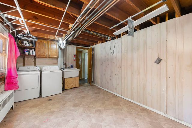 6908 W Edgewood Road, Palos Heights, IL 60463