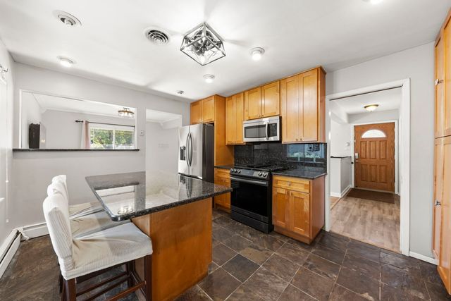 6908 W Edgewood Road, Palos Heights, IL 60463