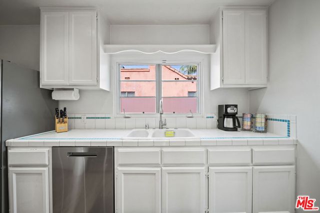 837 N Harper Avenue, Los Angeles, CA 90046