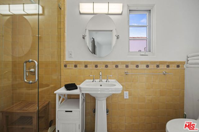 837 N Harper Avenue, Los Angeles, CA 90046