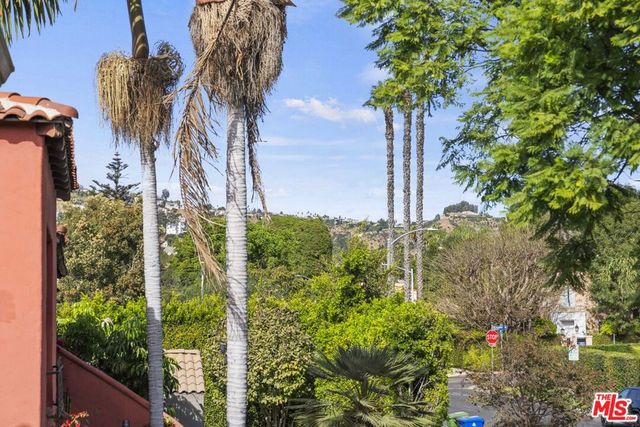837 N Harper Avenue, Los Angeles, CA 90046