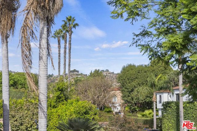 837 N Harper Avenue, Los Angeles, CA 90046