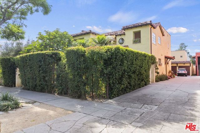 837 N Harper Avenue, Los Angeles, CA 90046