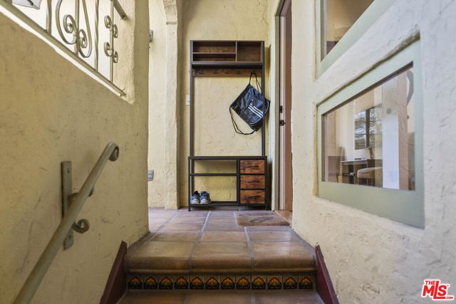 837 N Harper Avenue, Los Angeles, CA 90046
