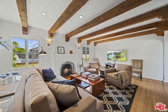 837 N Harper Avenue, Los Angeles, CA 90046