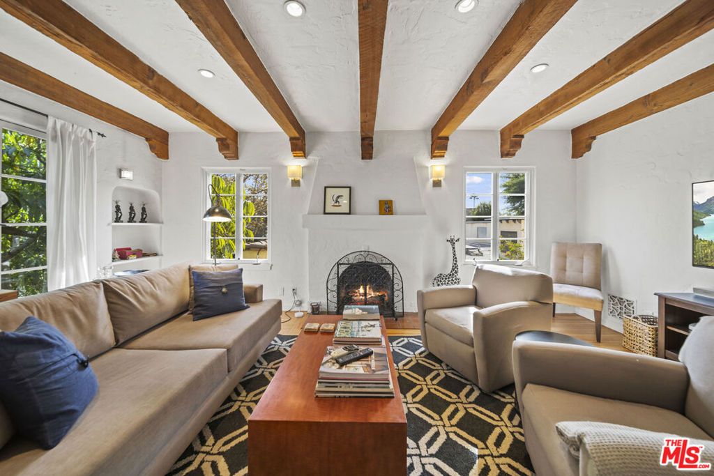 837 N Harper Avenue, Los Angeles, CA 90046