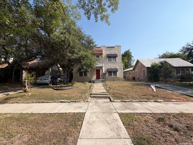 2047 W SUMMIT AVE, San Antonio, TX 78201