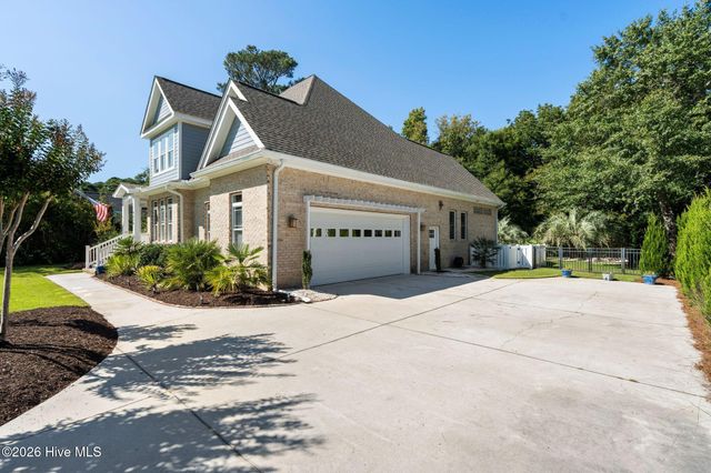 4276 Loblolly Circle SE, Boiling Spring Lakes, NC 28461