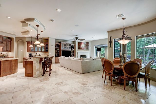 25 Little Trail, Missouri City, TX 77459