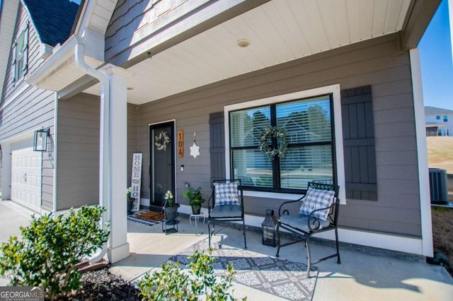 104 Kingston Circle, Carrollton, GA 30117