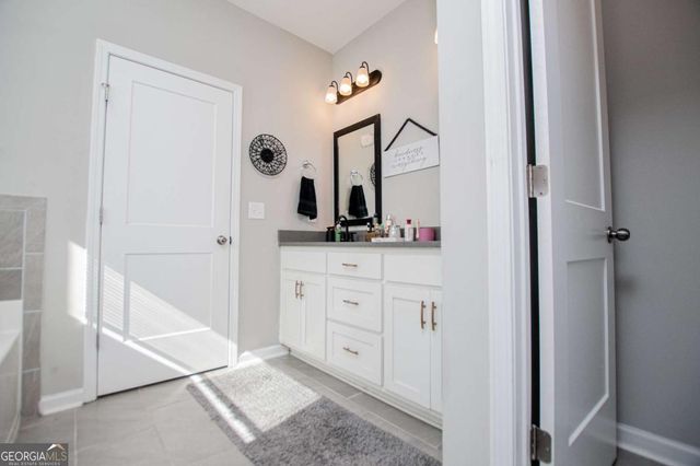 104 Kingston Circle, Carrollton, GA 30117