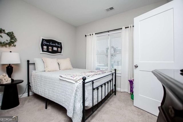 104 Kingston Circle, Carrollton, GA 30117