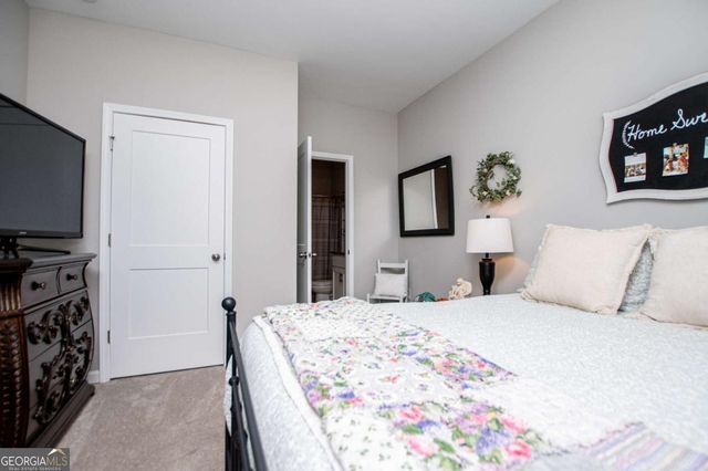 104 Kingston Circle, Carrollton, GA 30117