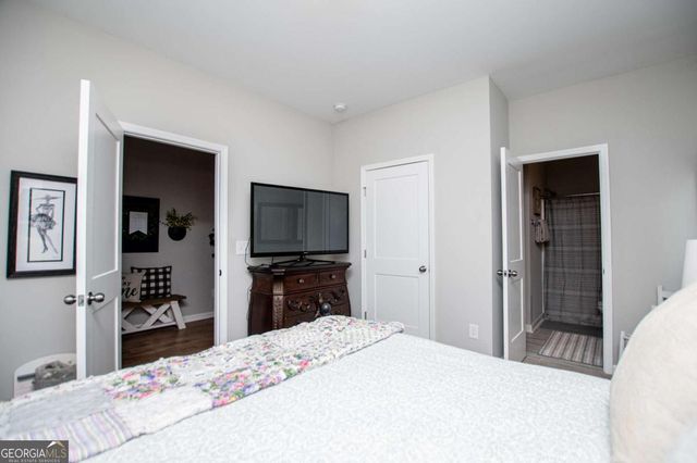 104 Kingston Circle, Carrollton, GA 30117