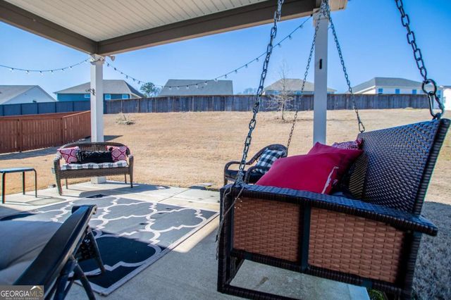 104 Kingston Circle, Carrollton, GA 30117