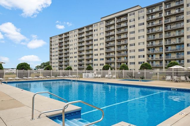 200 Cove Way 217, Quincy, MA 02169