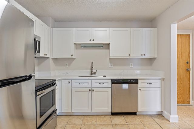 200 Cove Way 217, Quincy, MA 02169