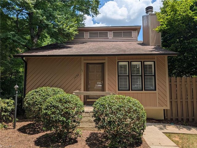 1686 Stonewood Drive, Winston-salem, NC 27103
