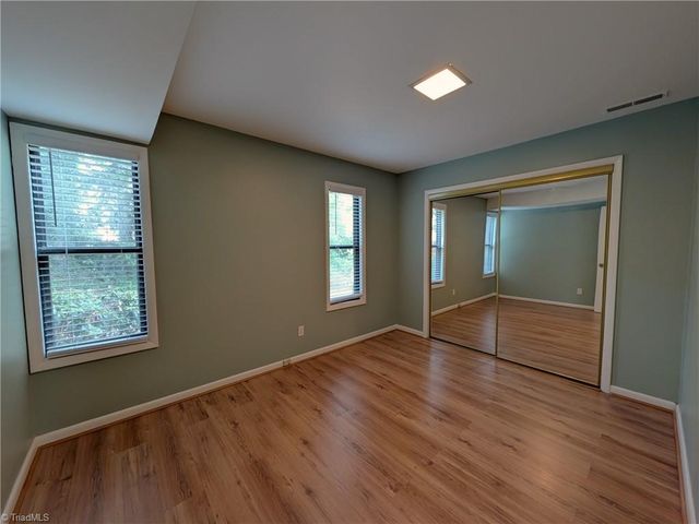1686 Stonewood Drive, Winston-salem, NC 27103