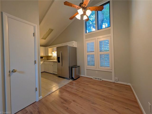 1686 Stonewood Drive, Winston-salem, NC 27103