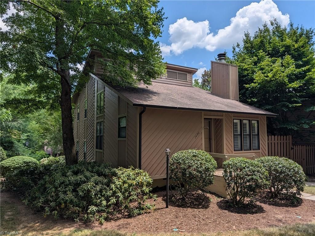 1686 Stonewood Drive, Winston-salem, NC 27103