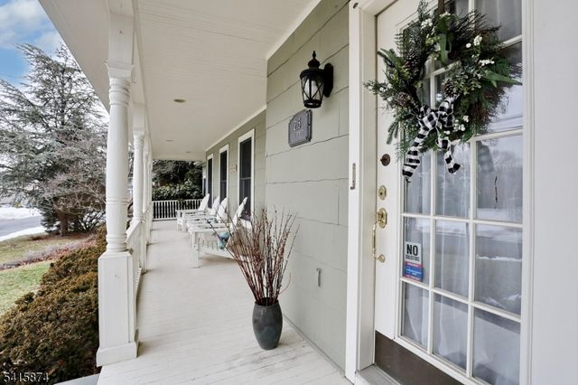 215 Hill St, Midland Park Boro, NJ 07432