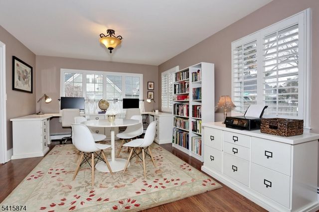 215 Hill St, Midland Park Boro, NJ 07432