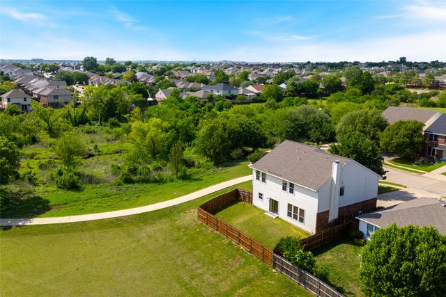 5004 Senator Drive, Fort Worth, TX 76244