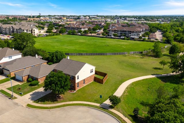 5004 Senator Drive, Fort Worth, TX 76244