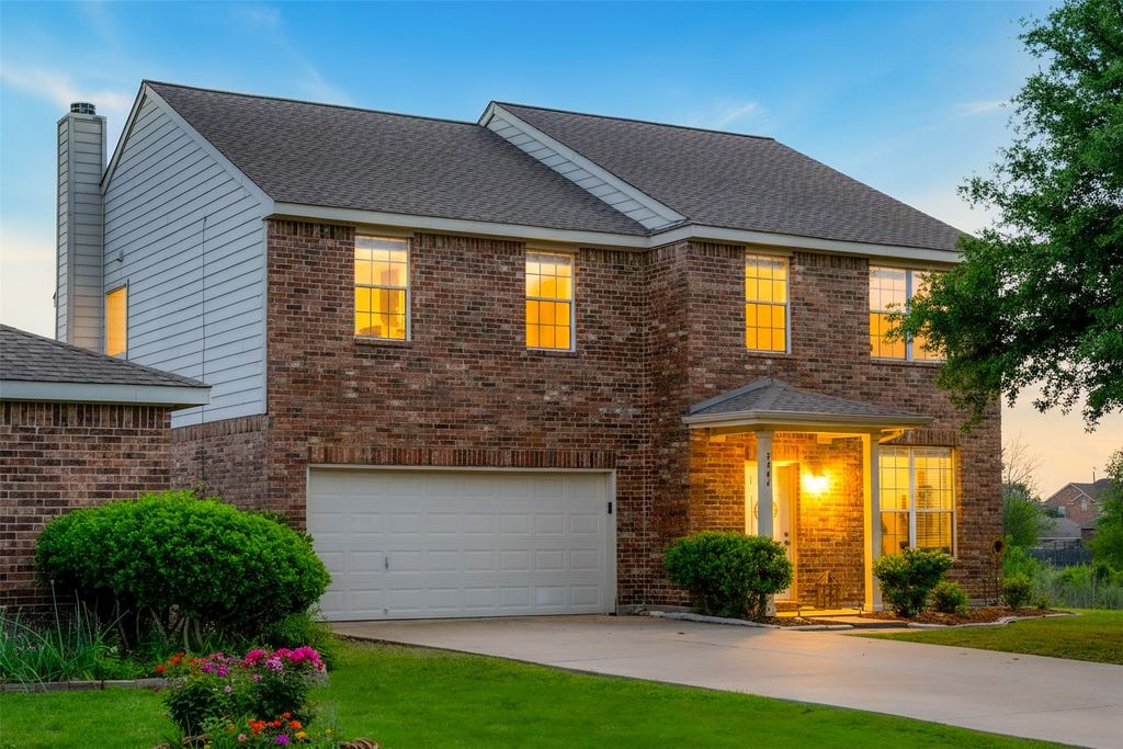 5004 Senator Drive, Fort Worth, TX 76244