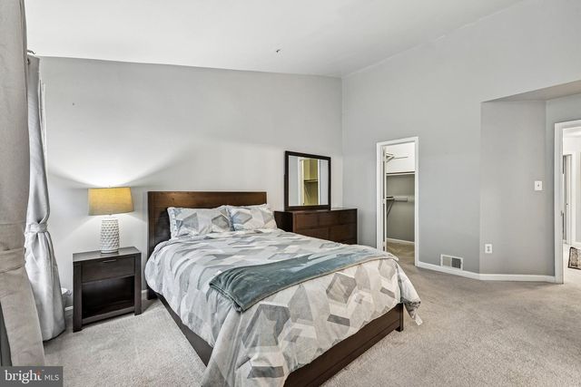210 TWELVE OAKS DR, Gaithersburg, MD 20878