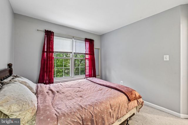 210 TWELVE OAKS DR, Gaithersburg, MD 20878
