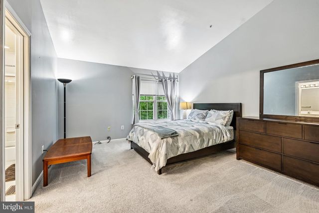 210 TWELVE OAKS DR, Gaithersburg, MD 20878