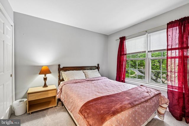 210 TWELVE OAKS DR, Gaithersburg, MD 20878