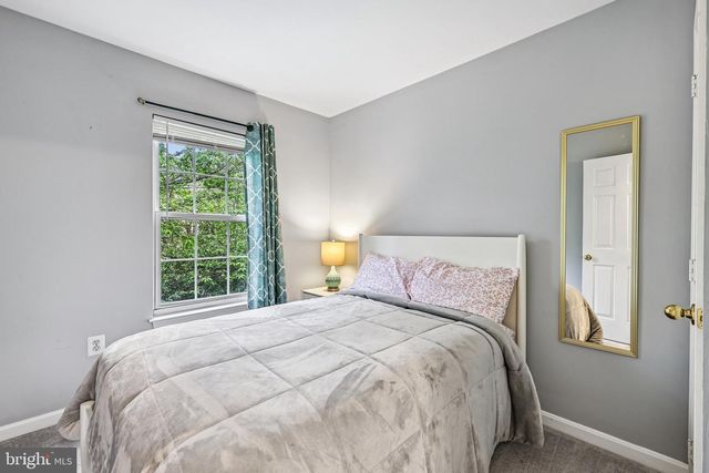 210 TWELVE OAKS DR, Gaithersburg, MD 20878