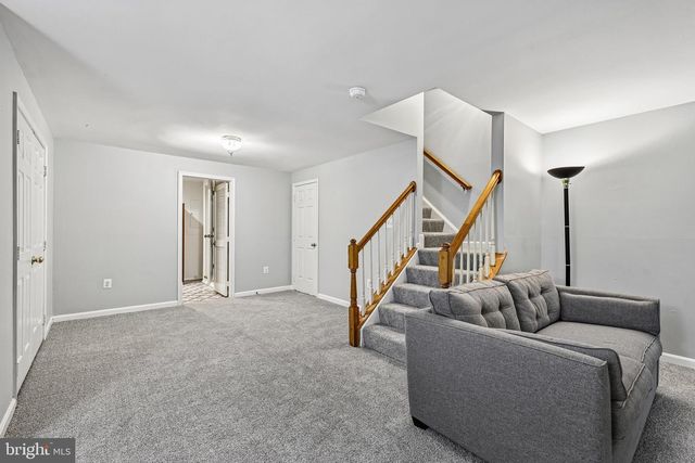 210 TWELVE OAKS DR, Gaithersburg, MD 20878