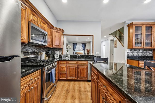 210 TWELVE OAKS DR, Gaithersburg, MD 20878