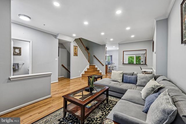 210 TWELVE OAKS DR, Gaithersburg, MD 20878