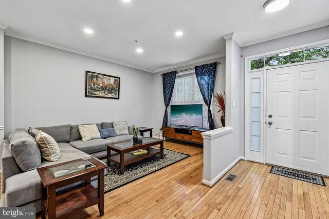 210 TWELVE OAKS DR, Gaithersburg, MD 20878