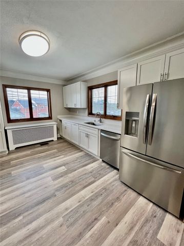 4499 Mount Royal Blvd, Hampton, PA 15101