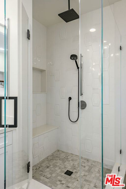 Image 17 of property listing at 4715 Bellflower Avenue, North Hollywood, CA 91602