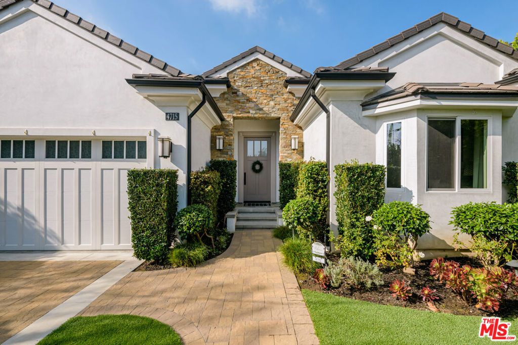 Image 1 of property listing at 4715 Bellflower Avenue, North Hollywood, CA 91602