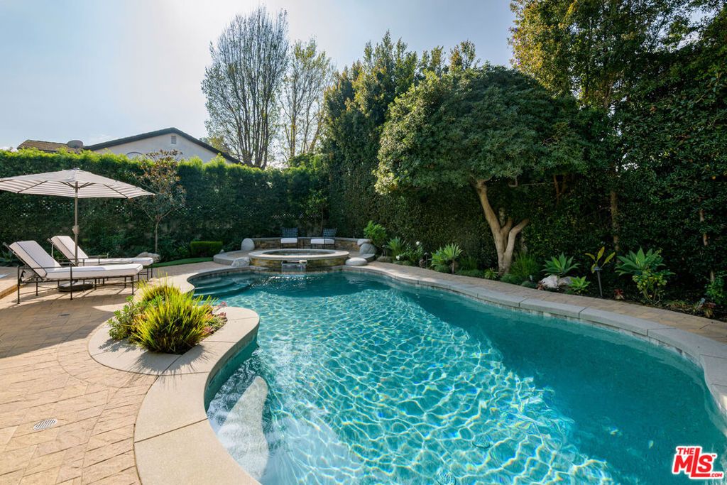 Image 26 of property listing at 4715 Bellflower Avenue, North Hollywood, CA 91602