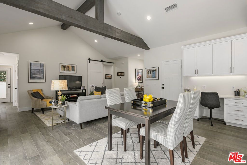 Image 6 of property listing at 4715 Bellflower Avenue, North Hollywood, CA 91602