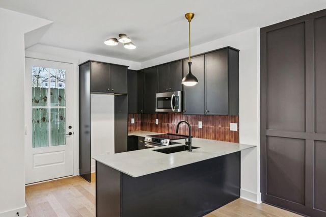 1160 Boulevard SE 1, Atlanta, GA 30312